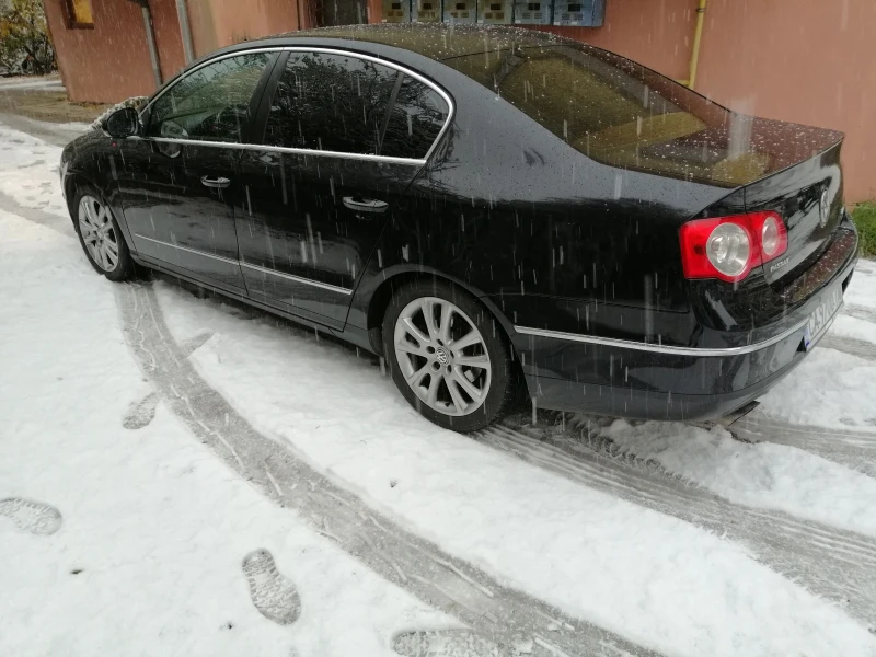 VW Passat 4MOTION, снимка 5 - Автомобили и джипове - 48065609