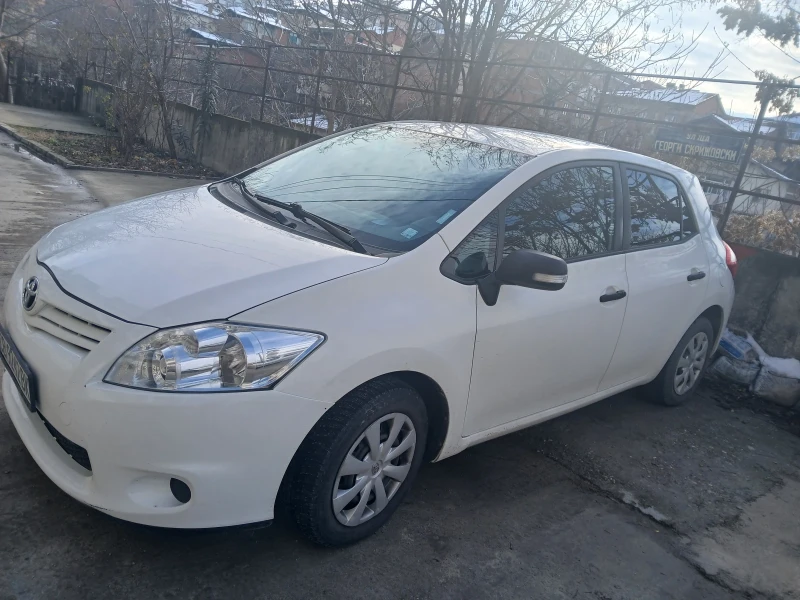 Toyota Auris, снимка 4 - Автомобили и джипове - 49477420