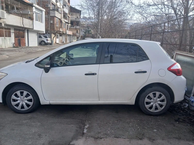 Toyota Auris, снимка 3 - Автомобили и джипове - 49477420