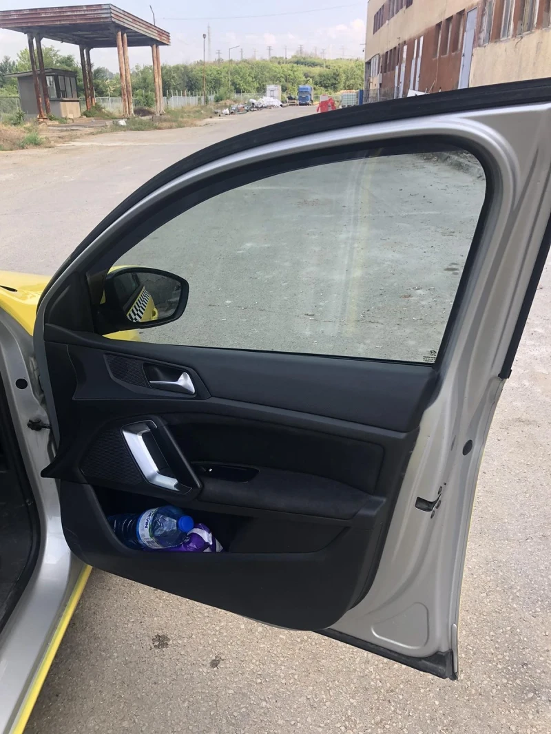 Peugeot 308, снимка 10 - Автомобили и джипове - 51919421