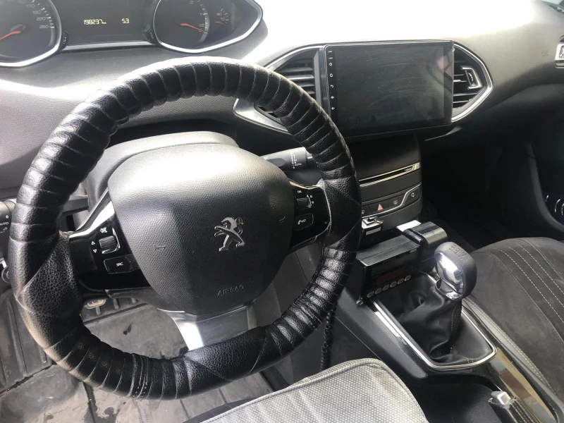 Peugeot 308, снимка 11 - Автомобили и джипове - 51919421
