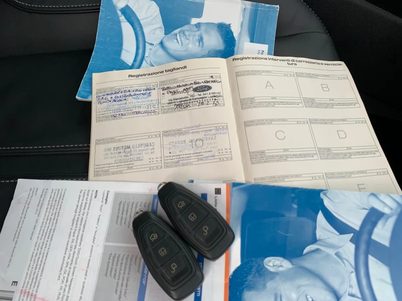 Ford Focus 2.0TDCI 163kn automatic!! TOP!!, снимка 14 - Автомобили и джипове - 51207454