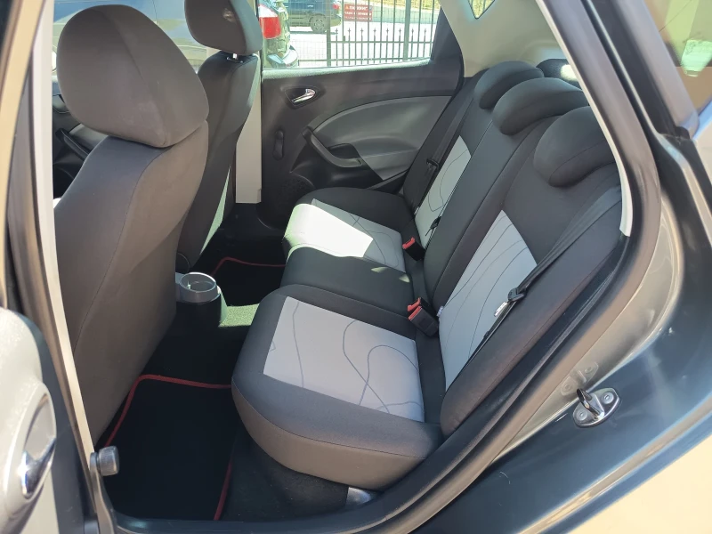Seat Ibiza 1.4i 16v, снимка 10 - Автомобили и джипове - 51515000