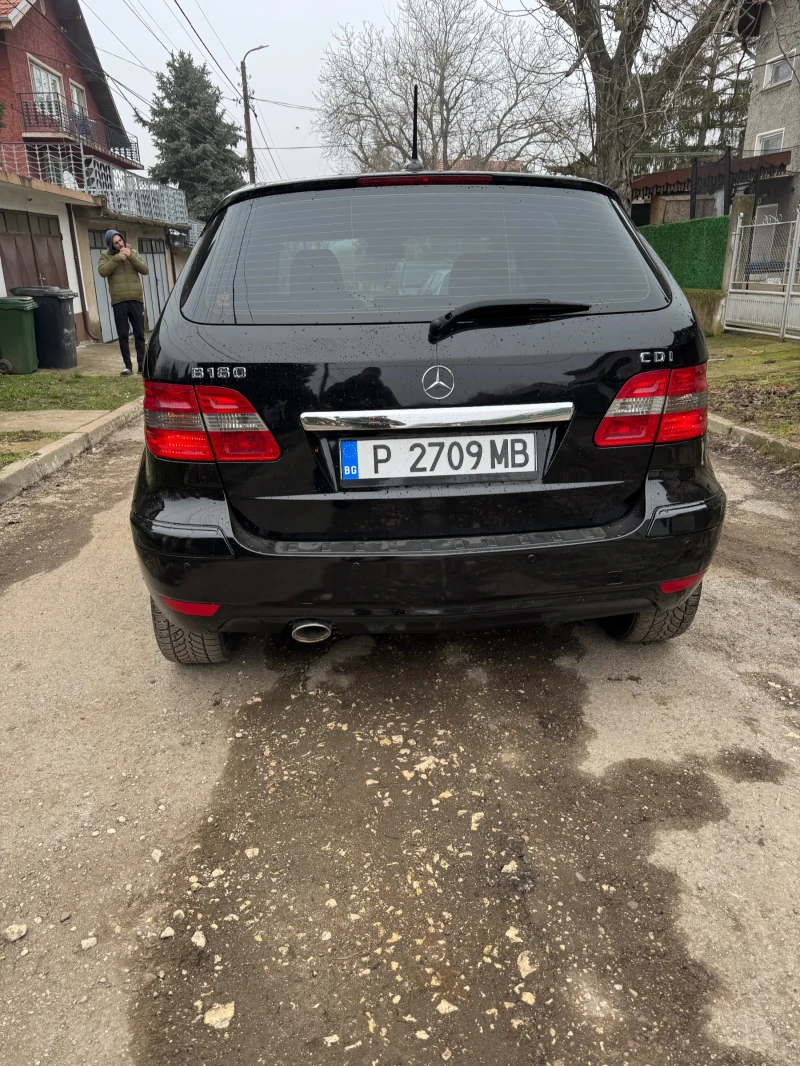 Mercedes-Benz B 180, снимка 5 - Автомобили и джипове - 53457096