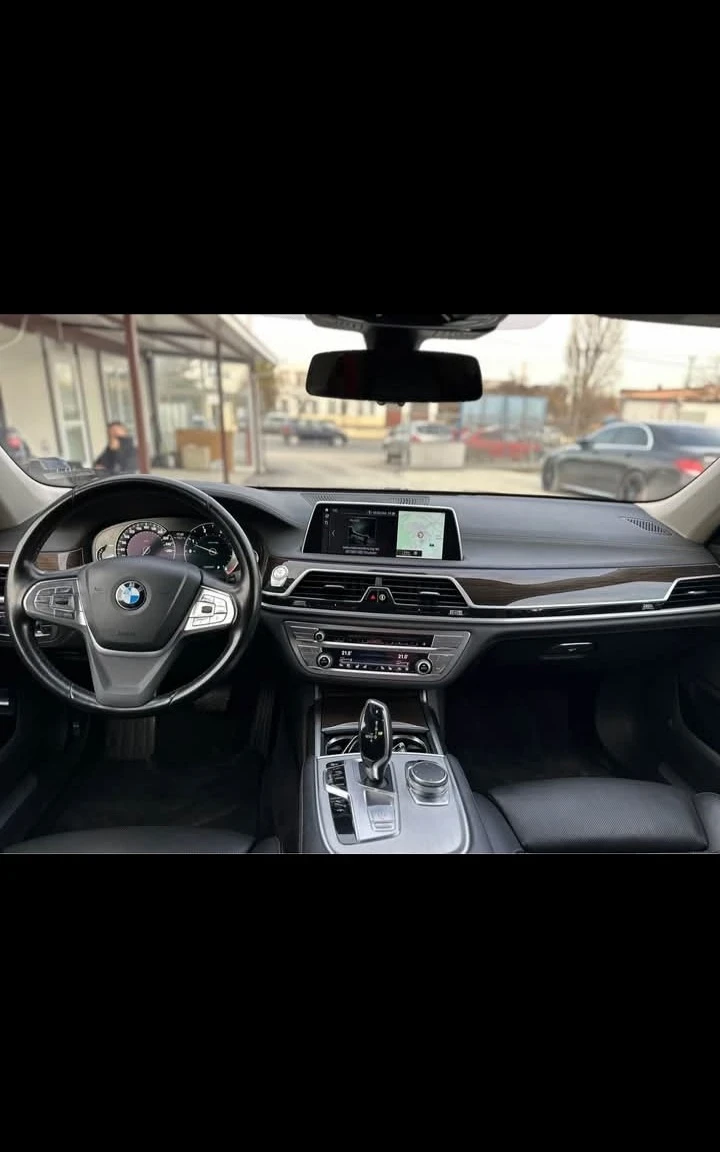 BMW 730  - изображение 7