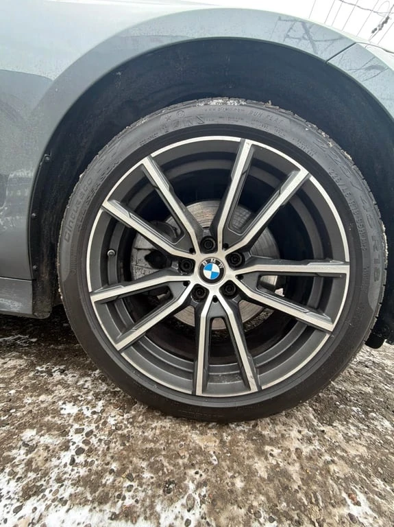 BMW 330 * 330i xDrive * CARFAX * БЕЗ ПЪРВОНАЧАЛНА ВНОСКА, снимка 7 - Автомобили и джипове - 52841032