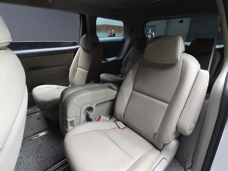 Kia Carnival 2.2 CRDI | Mobile.bg � ����������� 12