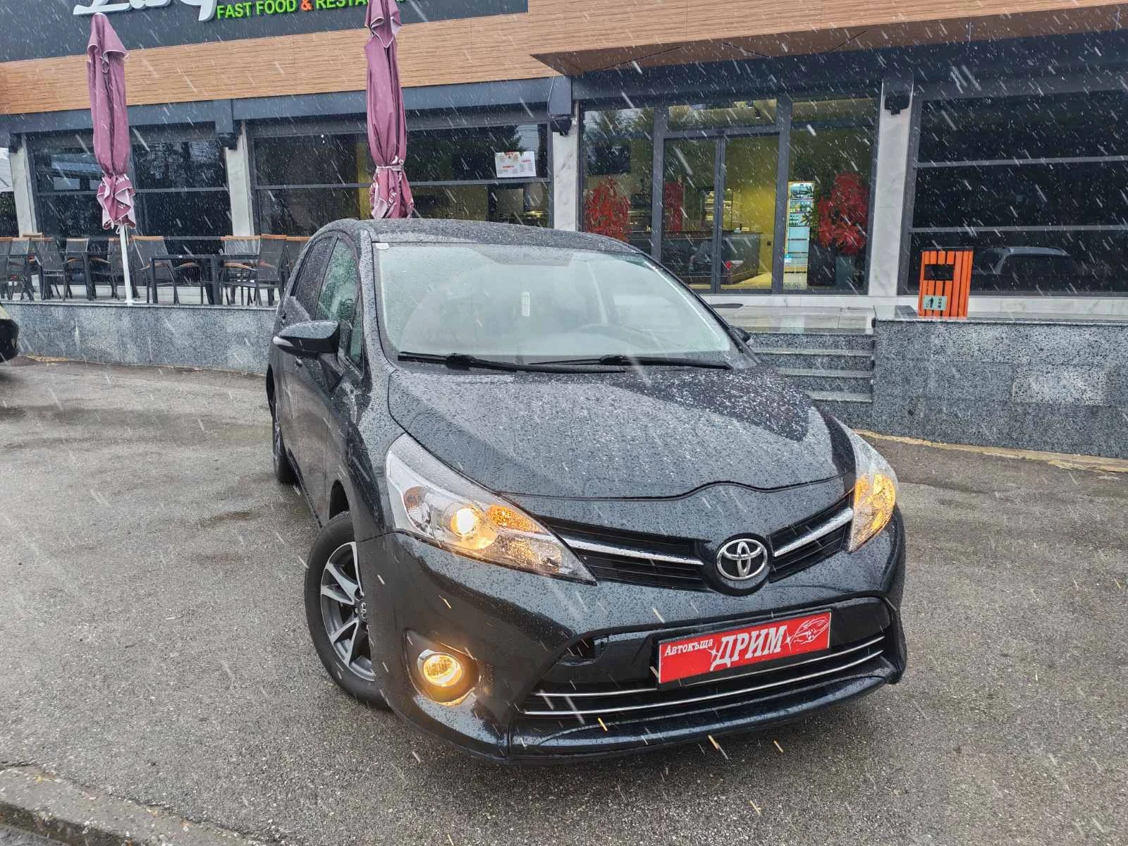Toyota Verso 2.0 D-4D , снимка 1