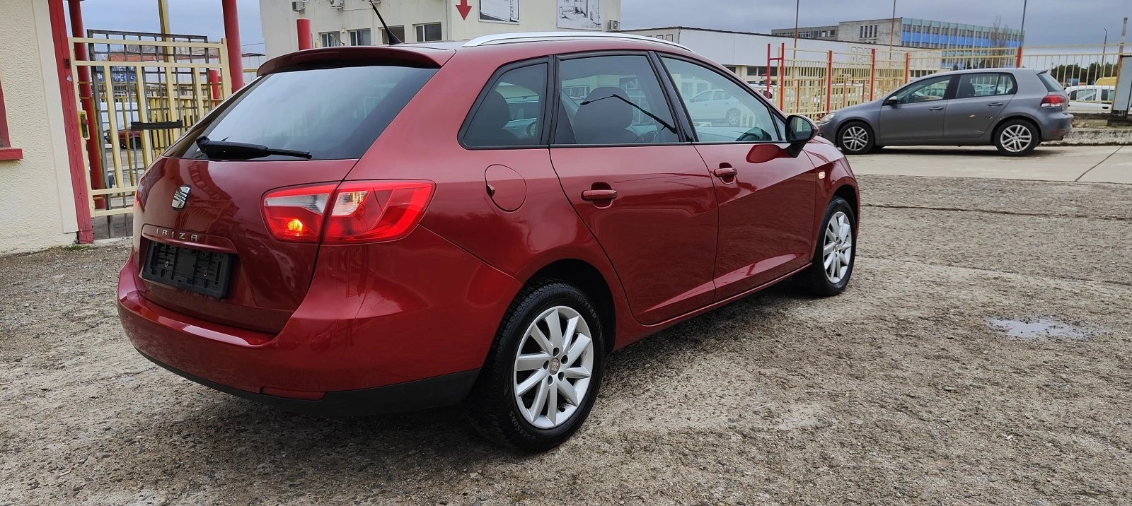 Seat Ibiza 1.6TDI-15г - изображение 7