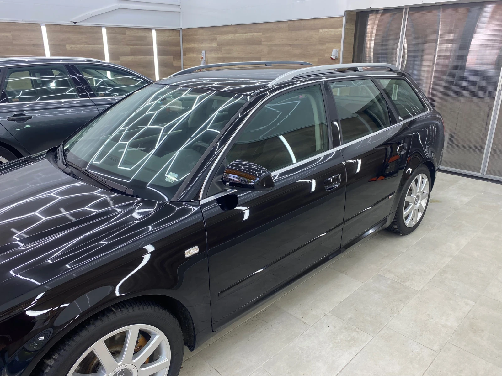 Audi A4 2.0TDI S-Line - изображение 3
