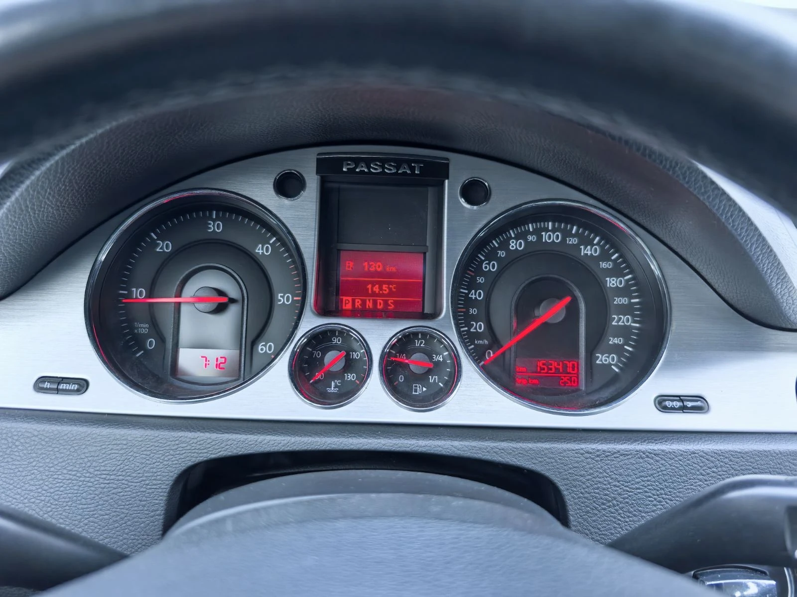 VW Passat 2.0TDI-8v-DSG -HIGH LINE | Mobile.bg   14