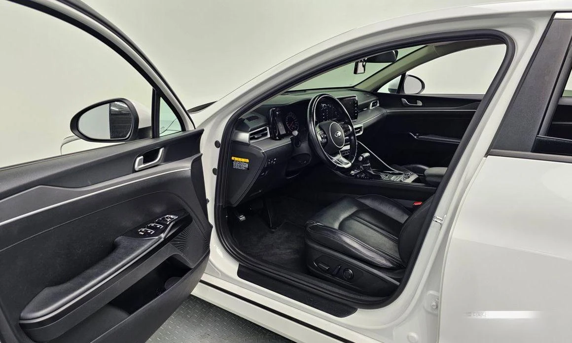 Kia K5 2.0 LPG Trendy * НАЙ-ДОБРА ЦЕНА В БЪЛГАРИЯ*  - изображение 10