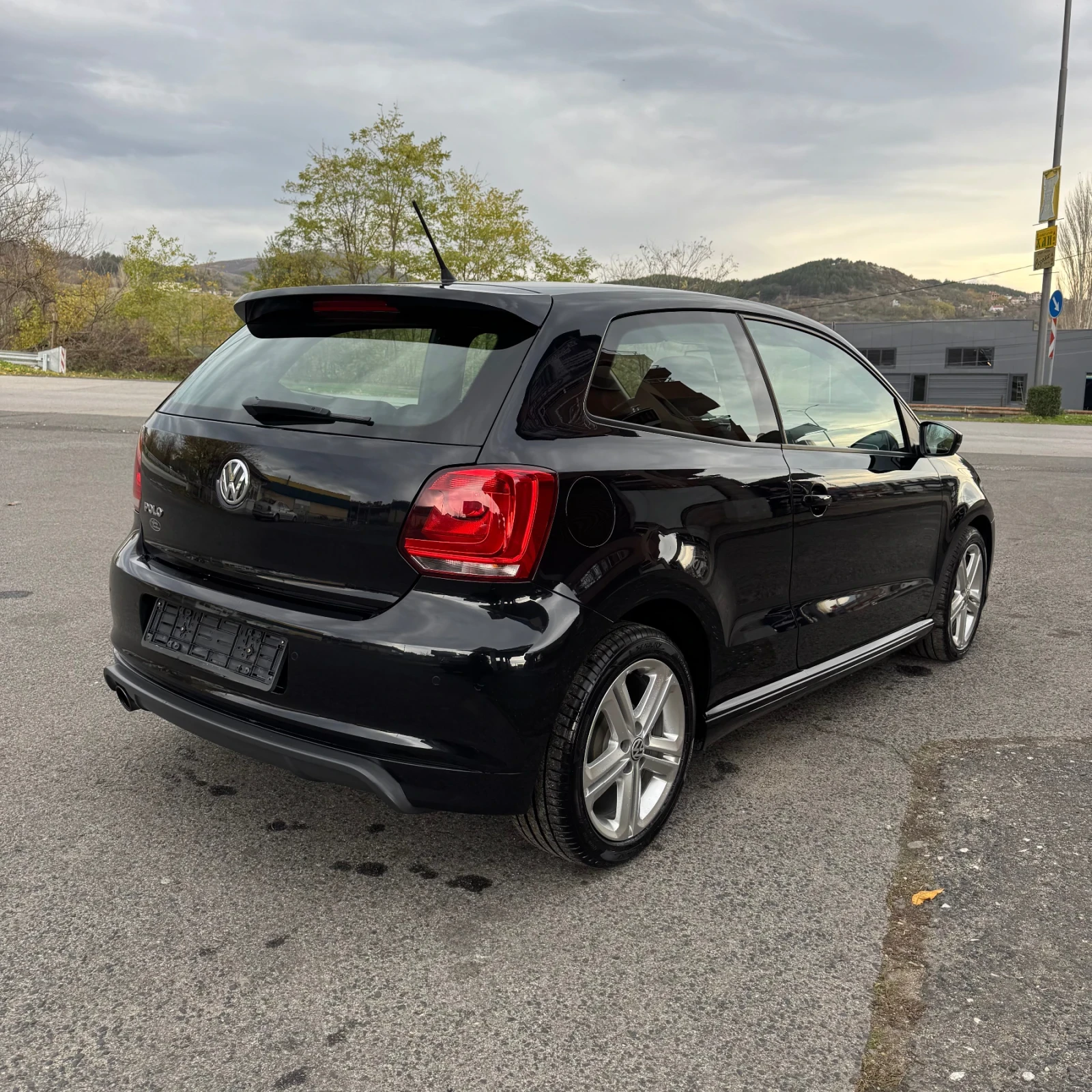 VW Polo 1.4 R-Line - изображение 4