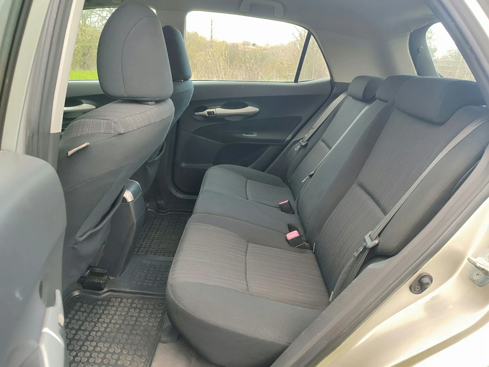 Toyota Auris 2.0d4d 126hp  - изображение 8