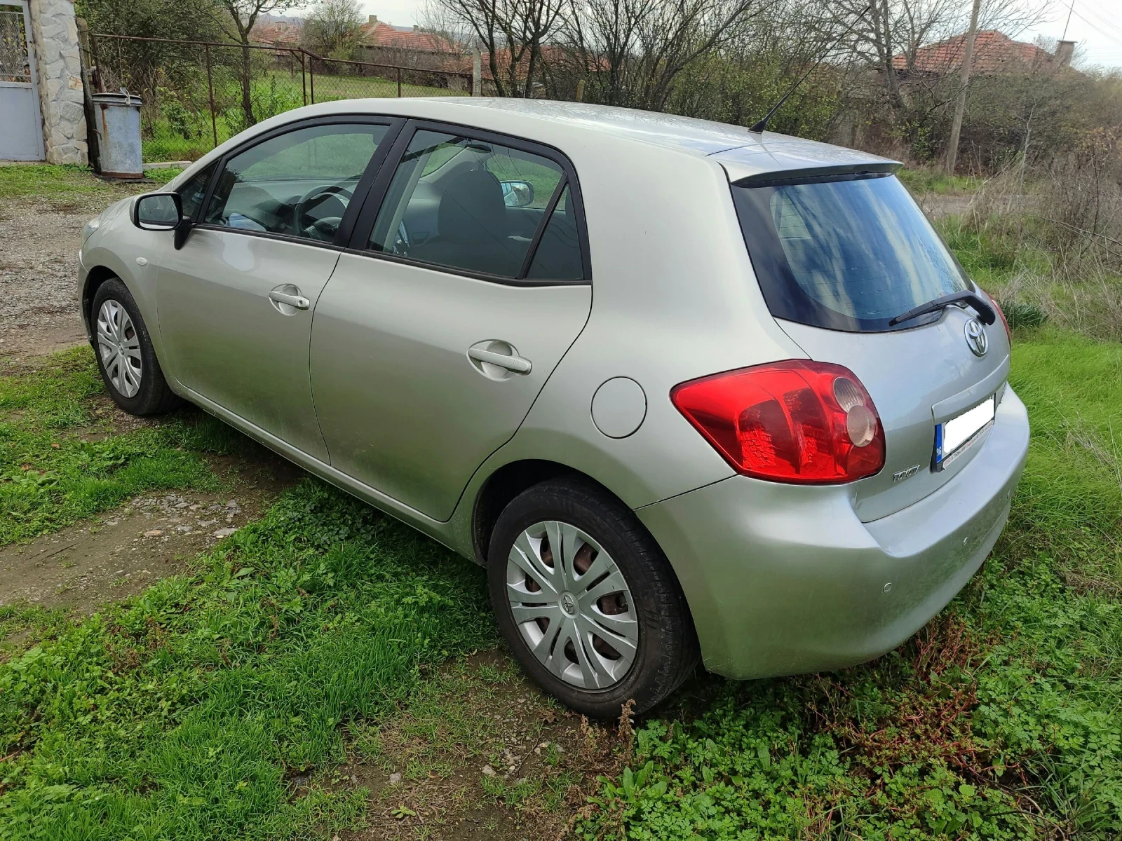 Toyota Auris 2.0d4d 126hp  - изображение 7