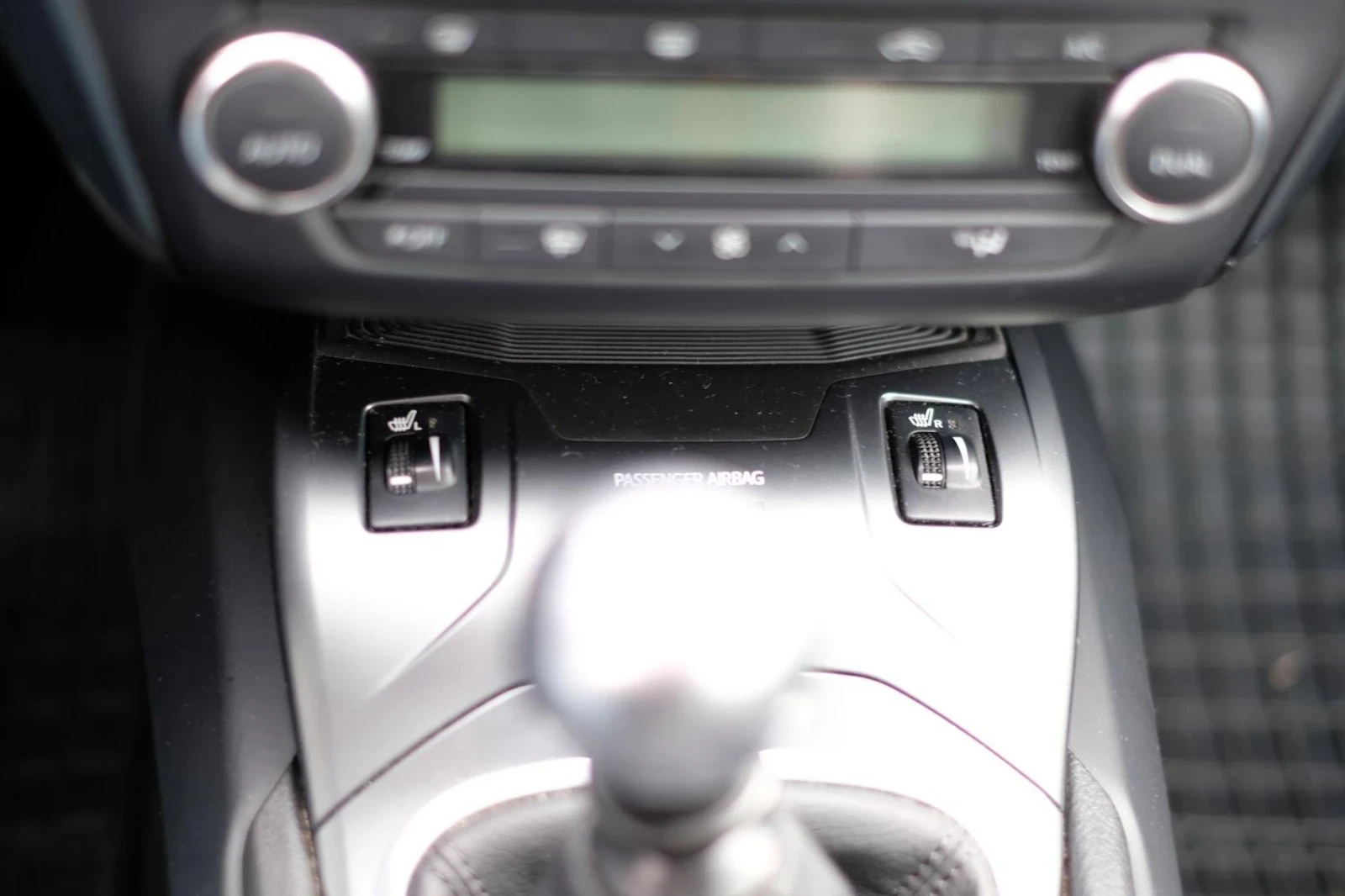 Toyota Avensis 1.6 D-4D 6MT Executive | Mobile.bg � ����������� 13