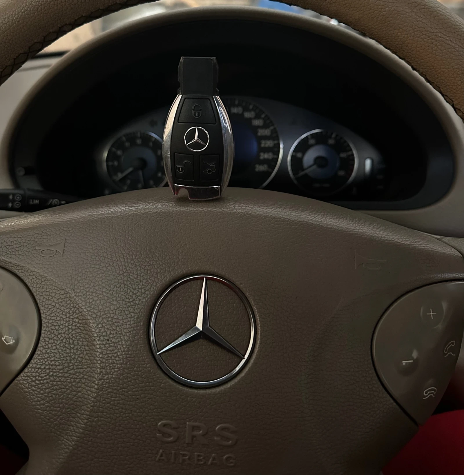 Mercedes-Benz E 270 | Mobile.bg � ����������� 15