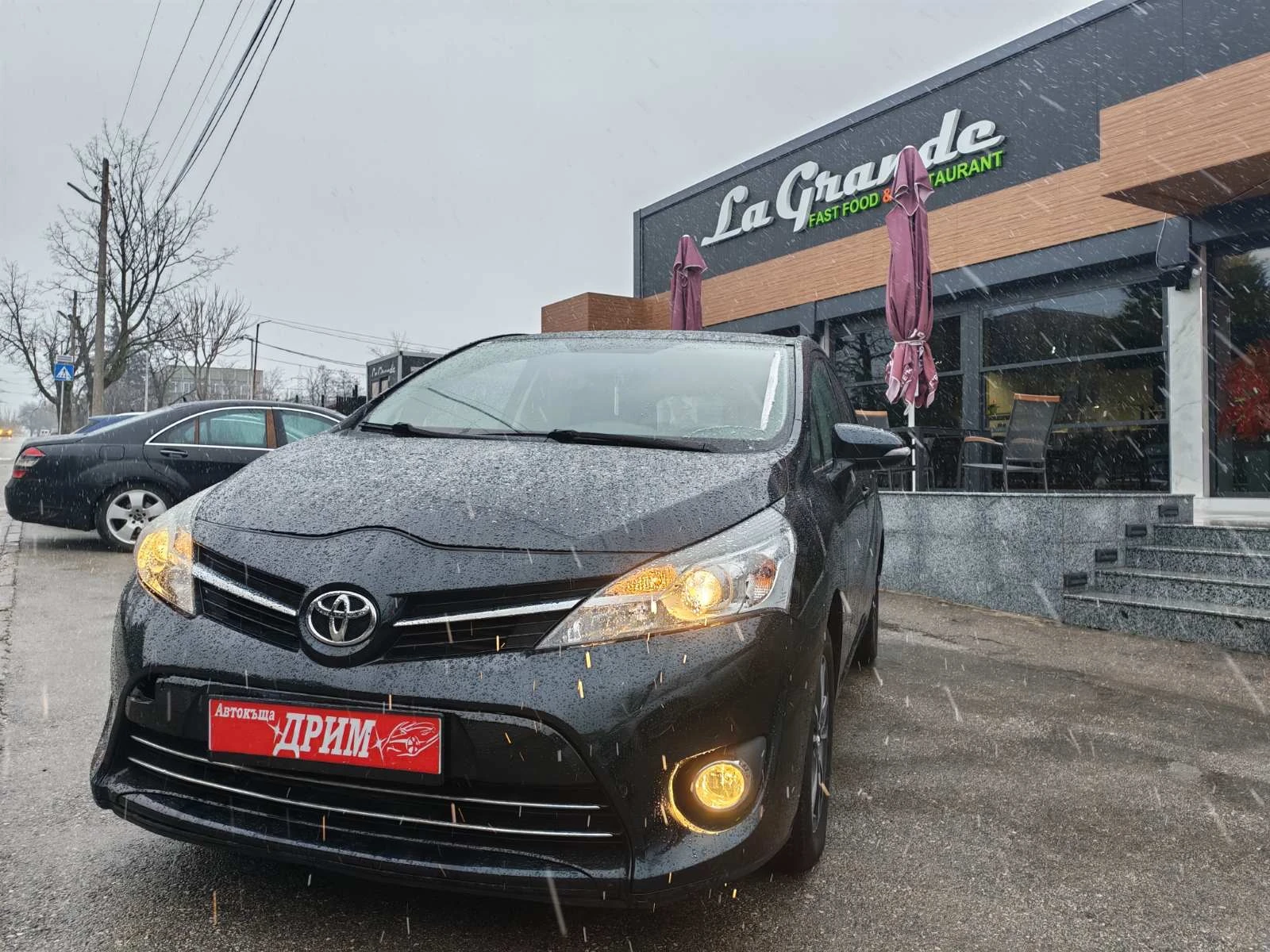 Toyota Verso 2.0 D-4D  - изображение 6