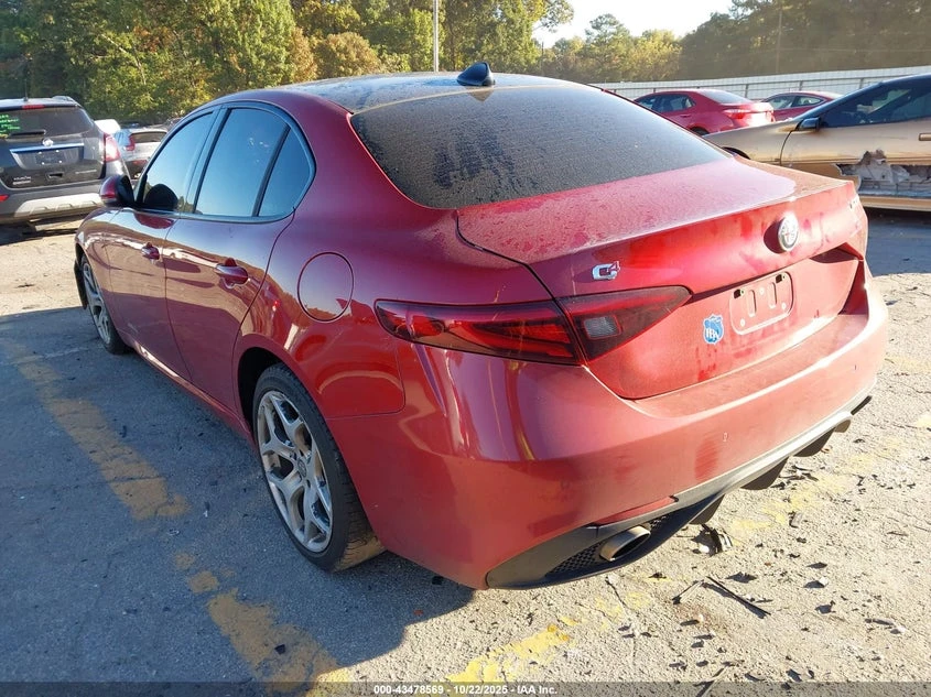 Alfa Romeo Giulia 2l Ti Awd - изображение 3