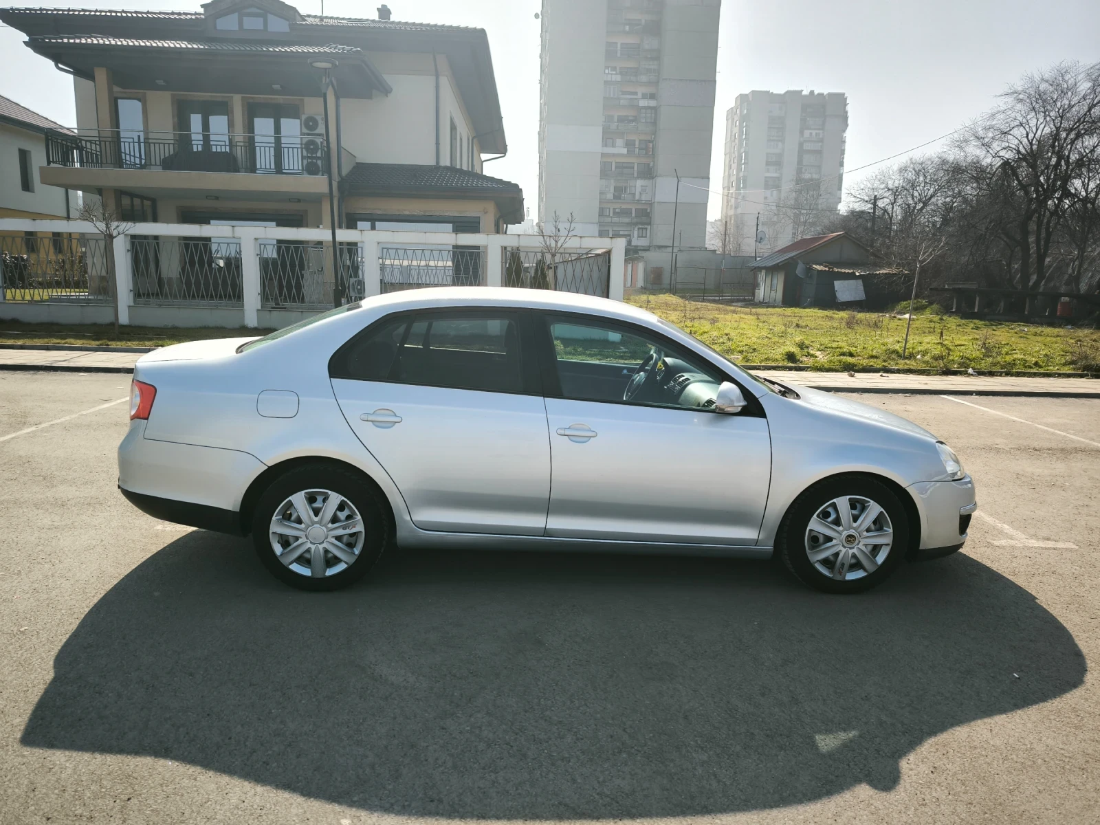 VW Jetta, снимка 3 - Автомобили и джипове - 53788021