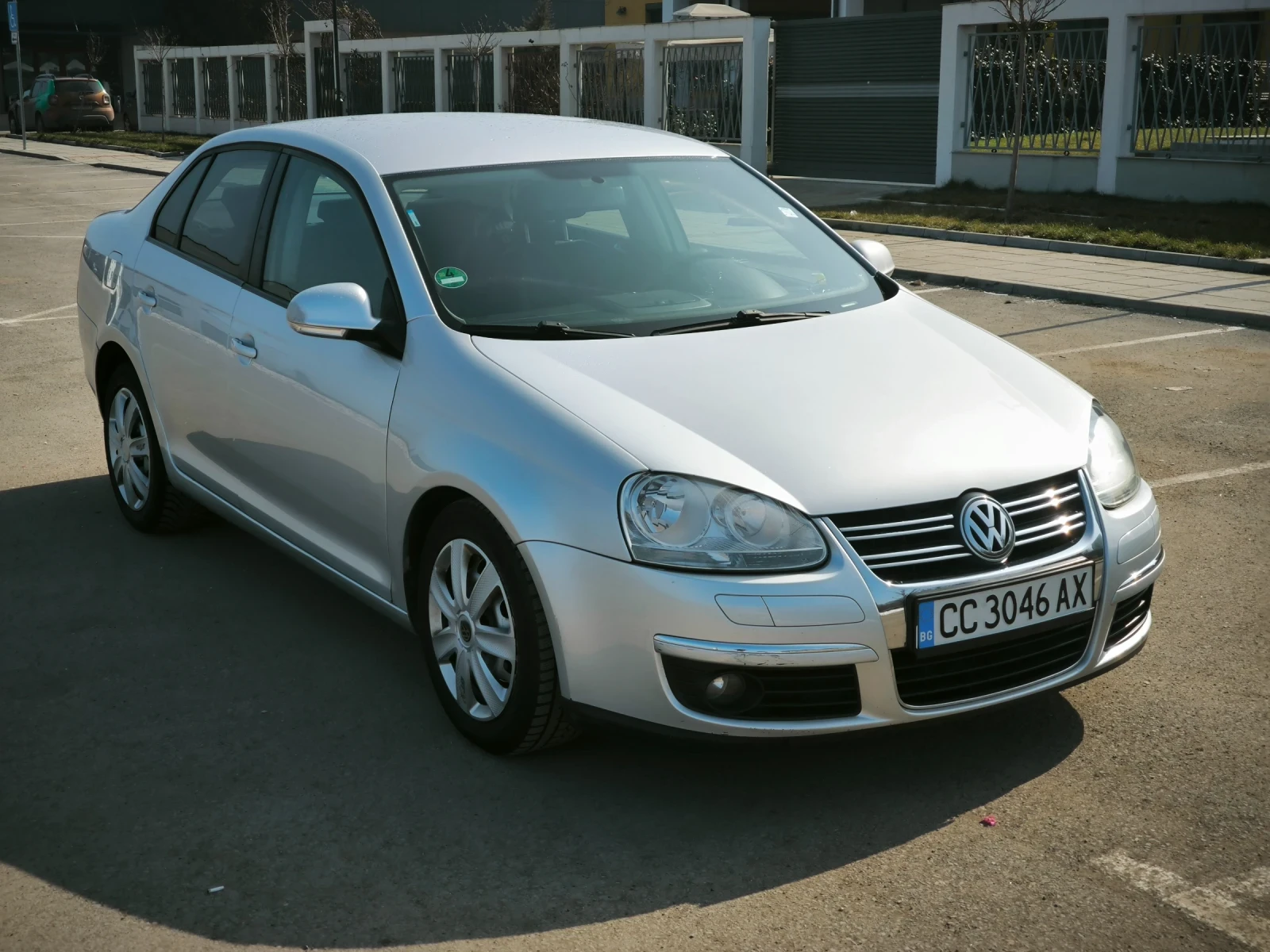 VW Jetta, снимка 2 - Автомобили и джипове - 53788021