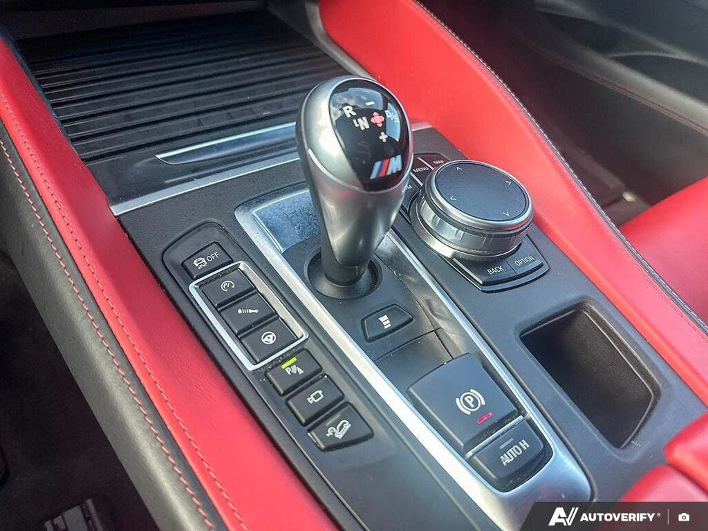 BMW X5M * М-Package* * HeadUp* AвтоКредит* (ЦЕНА ДО БГ), снимка 13 - Автомобили и джипове - 54123965