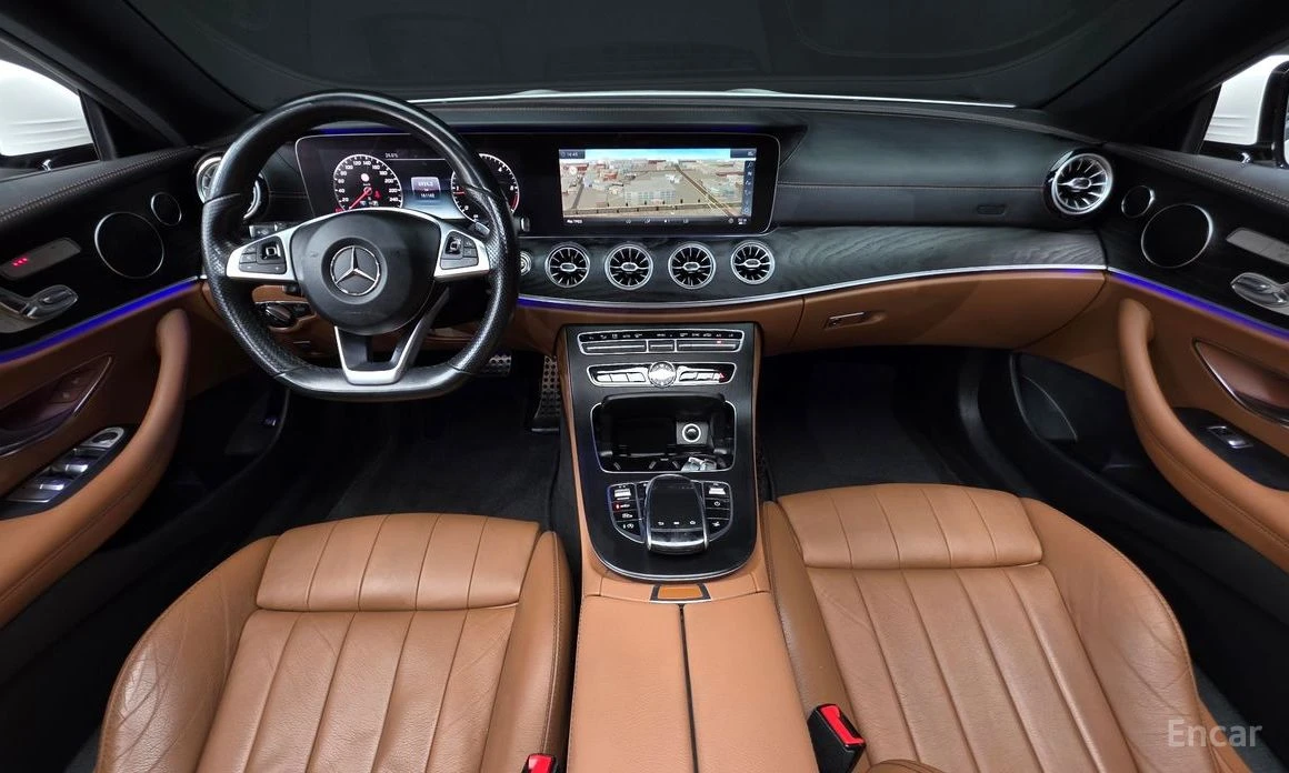 Mercedes-Benz E 220 d* COUPE* AMG* HEAD-UP* HUD* ПОДГРЕВ* КАМЕРА, снимка 9 - Автомобили и джипове - 54215259