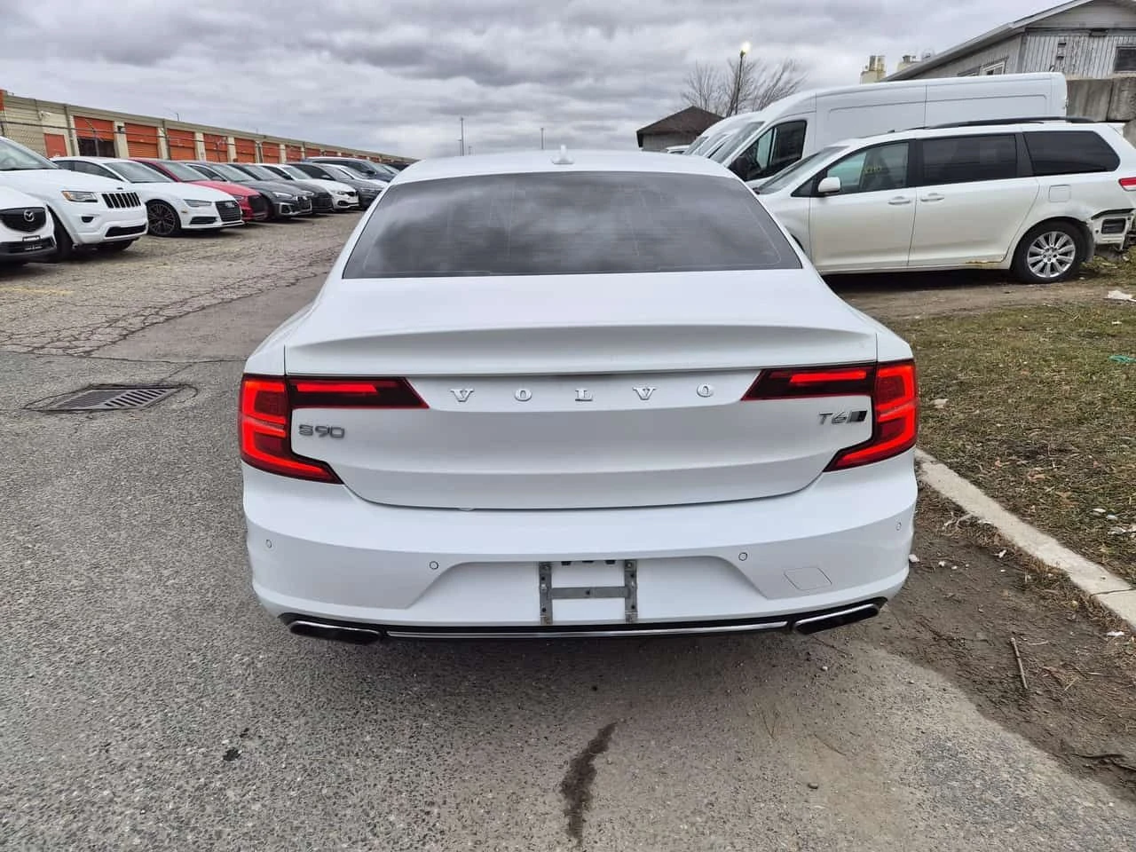 Volvo S90 * T6 Inscription * ПОДГРЕВ * ПАНОРАМА * 360 * , снимка 6 - Автомобили и джипове - 54398639
