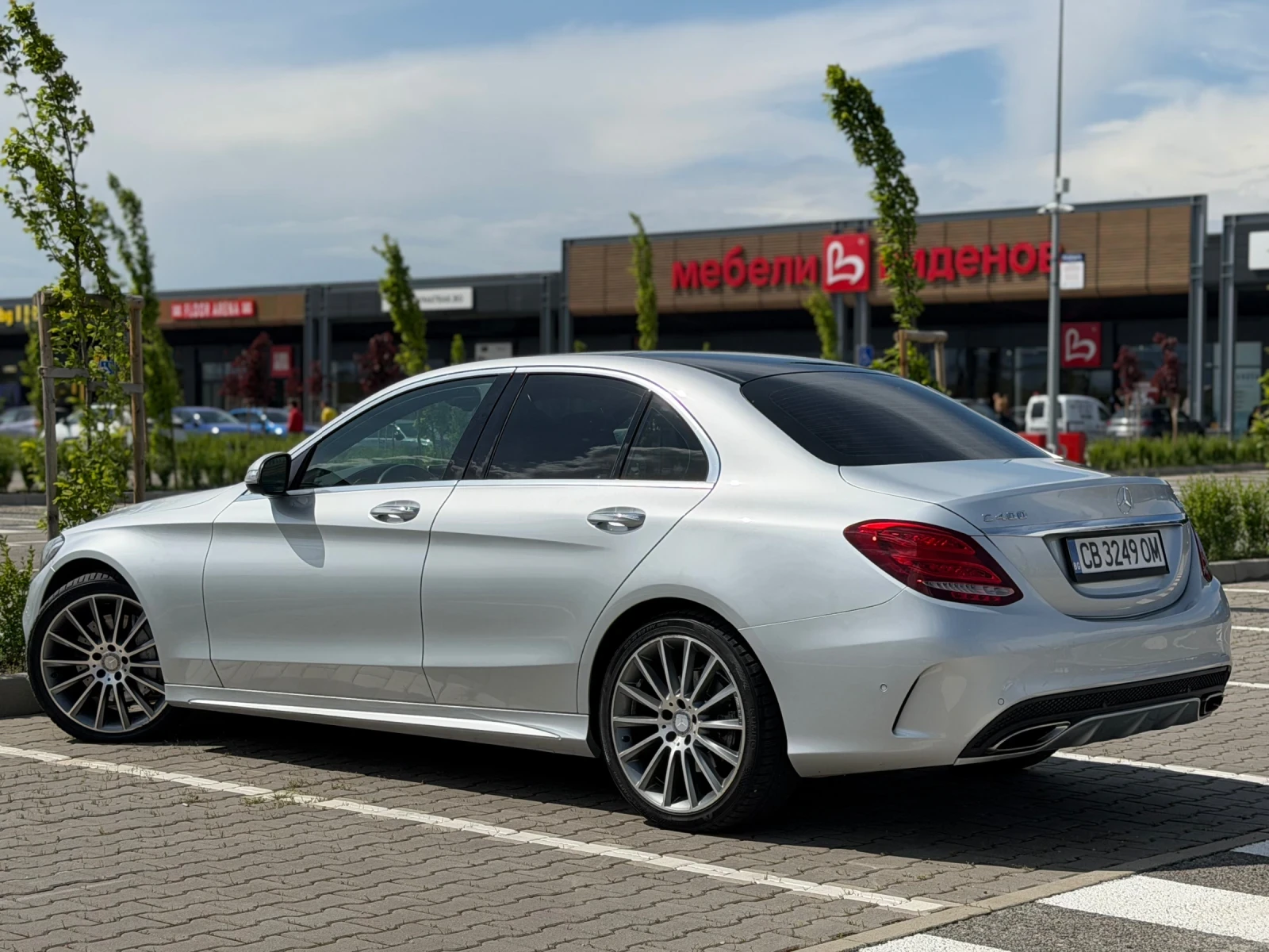 Mercedes-Benz C 400 4МATIC AMG ВЪЗДУХ/BURMESTER/HEAD UP/ОБДУХВАНЕ, снимка 5 - Автомобили и джипове - 54574967