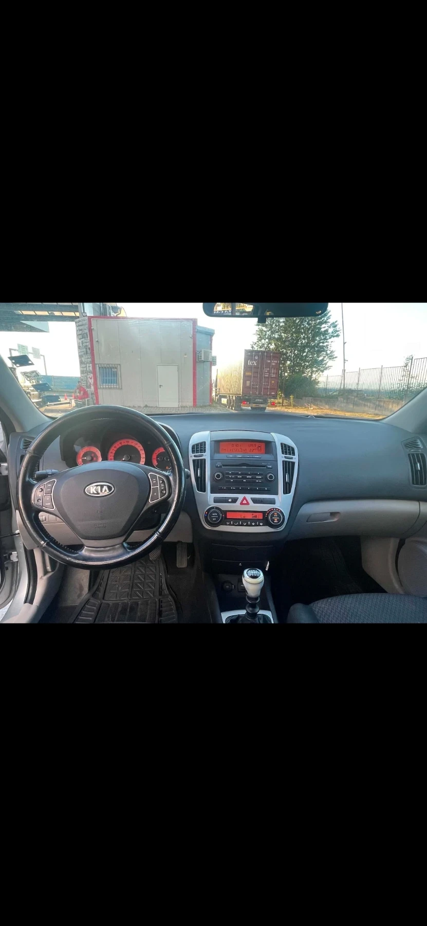 Kia Ceed, снимка 5 - Автомобили и джипове - 54977460