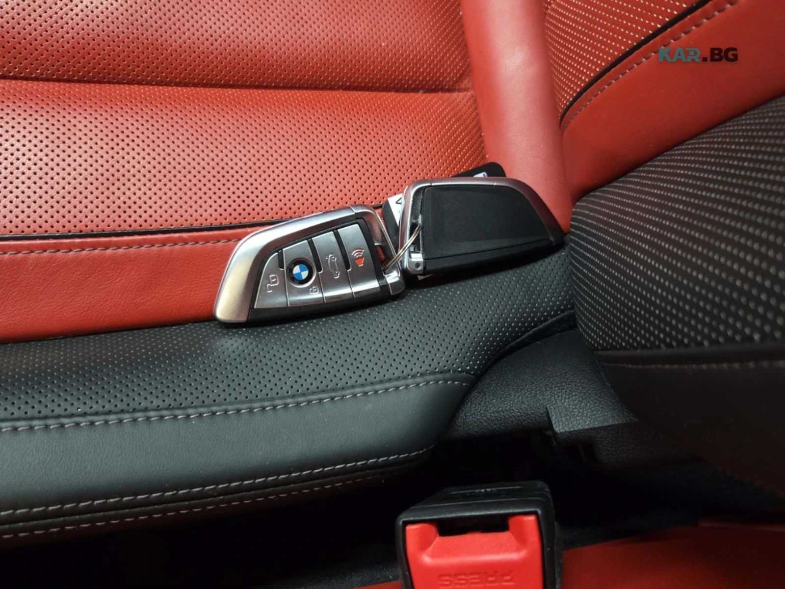 BMW 850 xDrive Gran Coupe Автокредит Цена до България, снимка 13 - Автомобили и джипове - 54995664