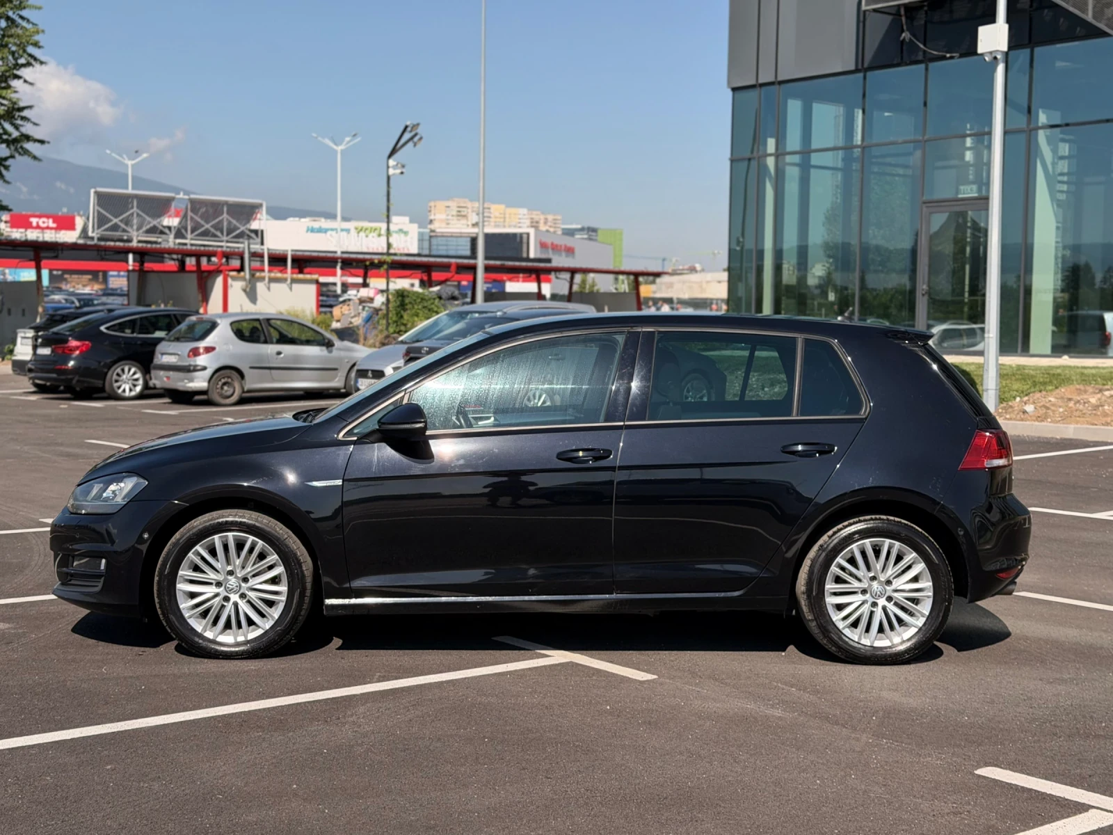 VW Golf 2.0TDI-4motion-лизинг през Уникредит , снимка 5 - Автомобили и джипове - 55046347
