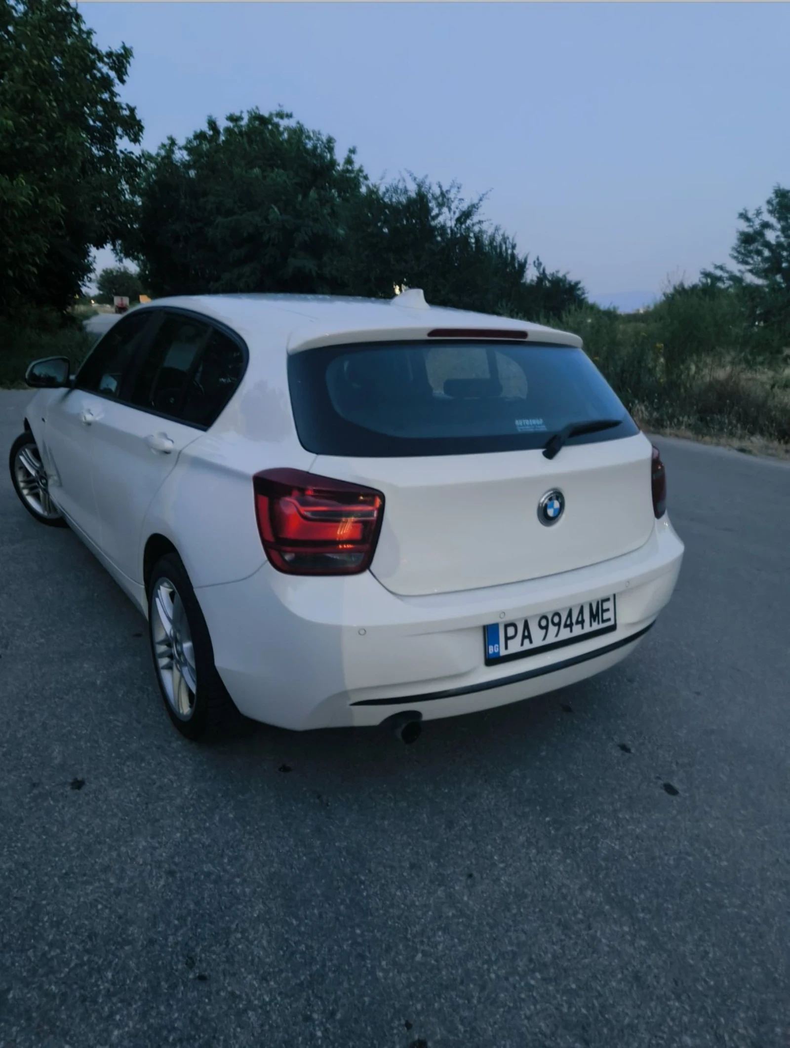 BMW 118 2.0 * 143kс* Sport* , снимка 9 - Автомобили и джипове - 55105660