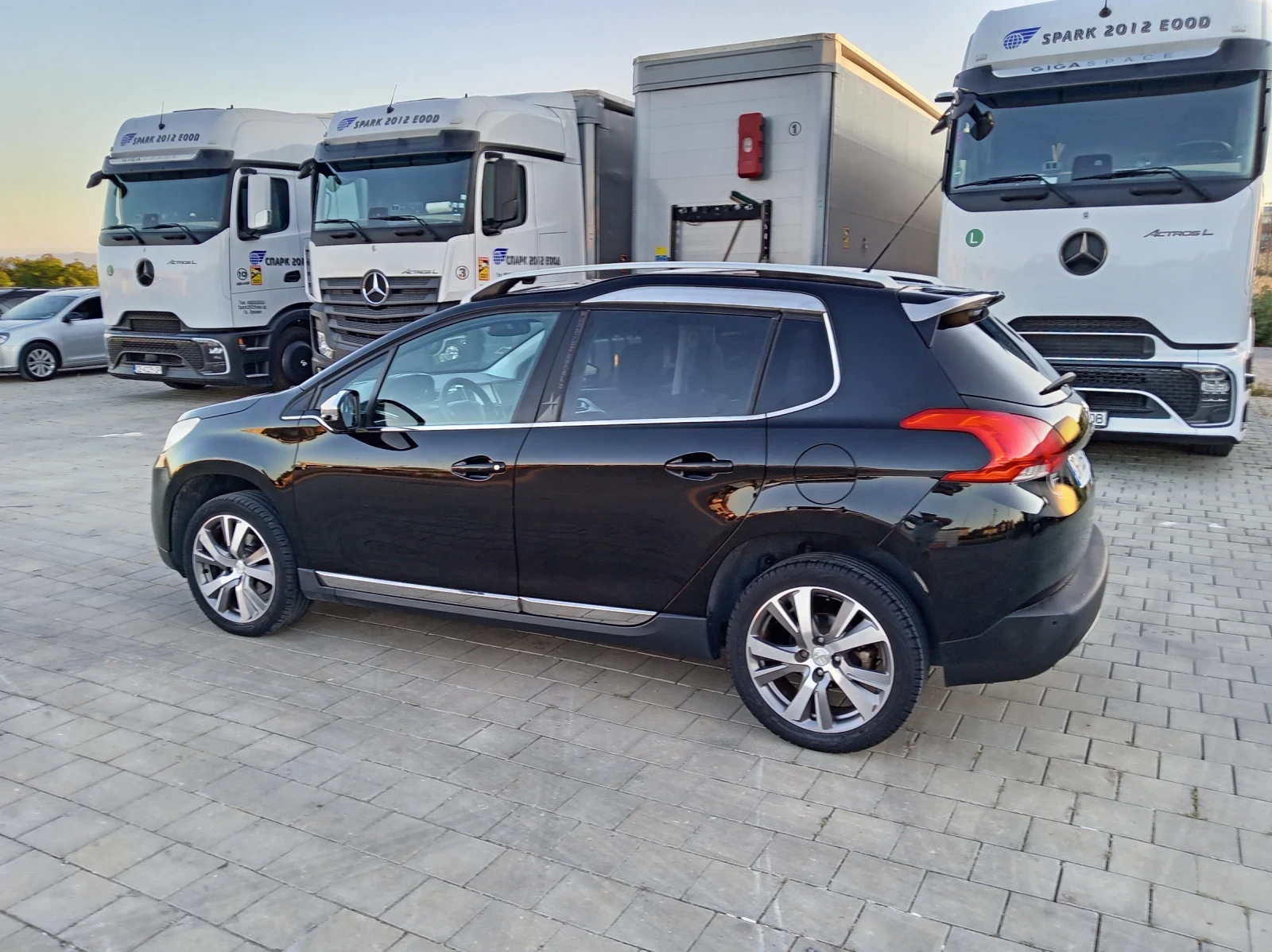Peugeot 2008 1.6 дизел 120 коня , снимка 7 - Автомобили и джипове - 55700624