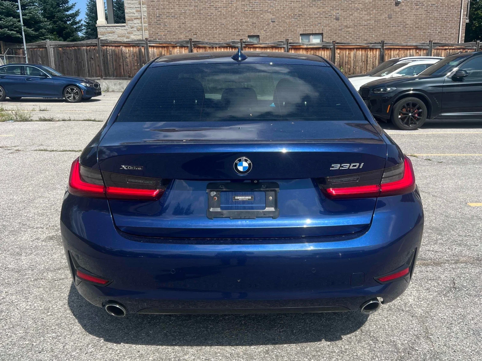BMW 330 i xDrive, снимка 4 - Автомобили и джипове - 55779836