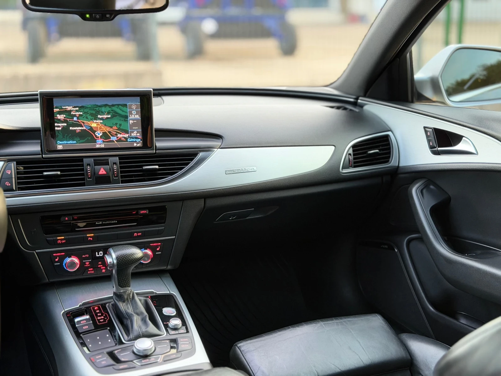 Audi A6 3.0TDi~245hp~3xS-LINE~FULL LED~BOSE~DISTRONIK, снимка 12 - Автомобили и джипове - 55796322