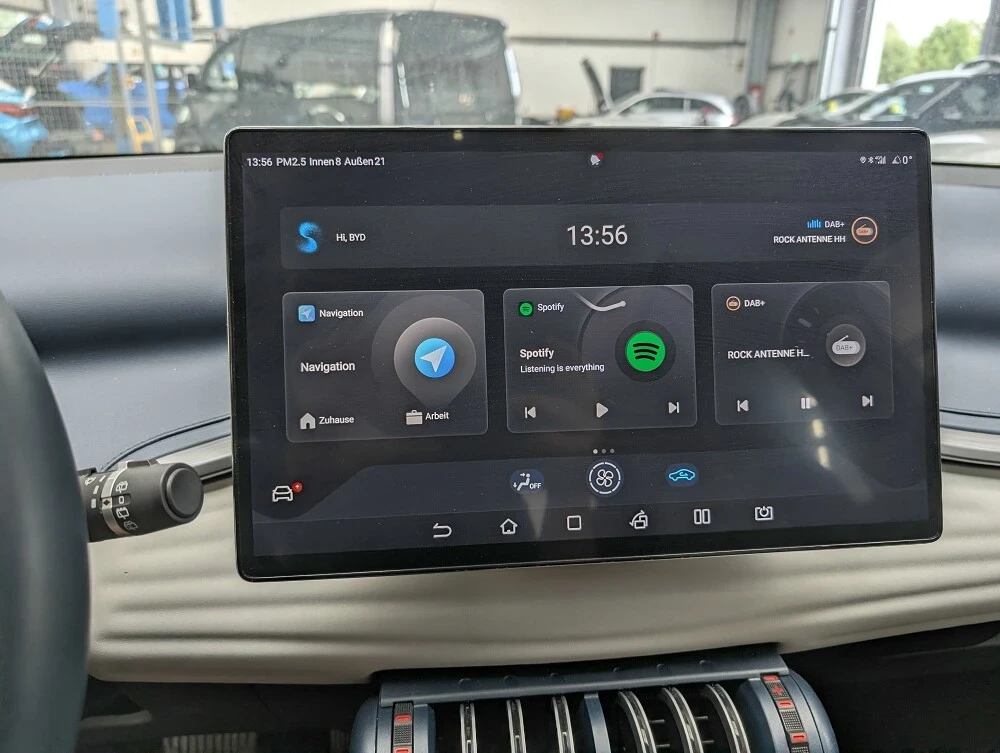 BYD Atto3 Design PANO CCS NAVI MEM LED SHZG 360 , снимка 10 - Автомобили и джипове - 55992769