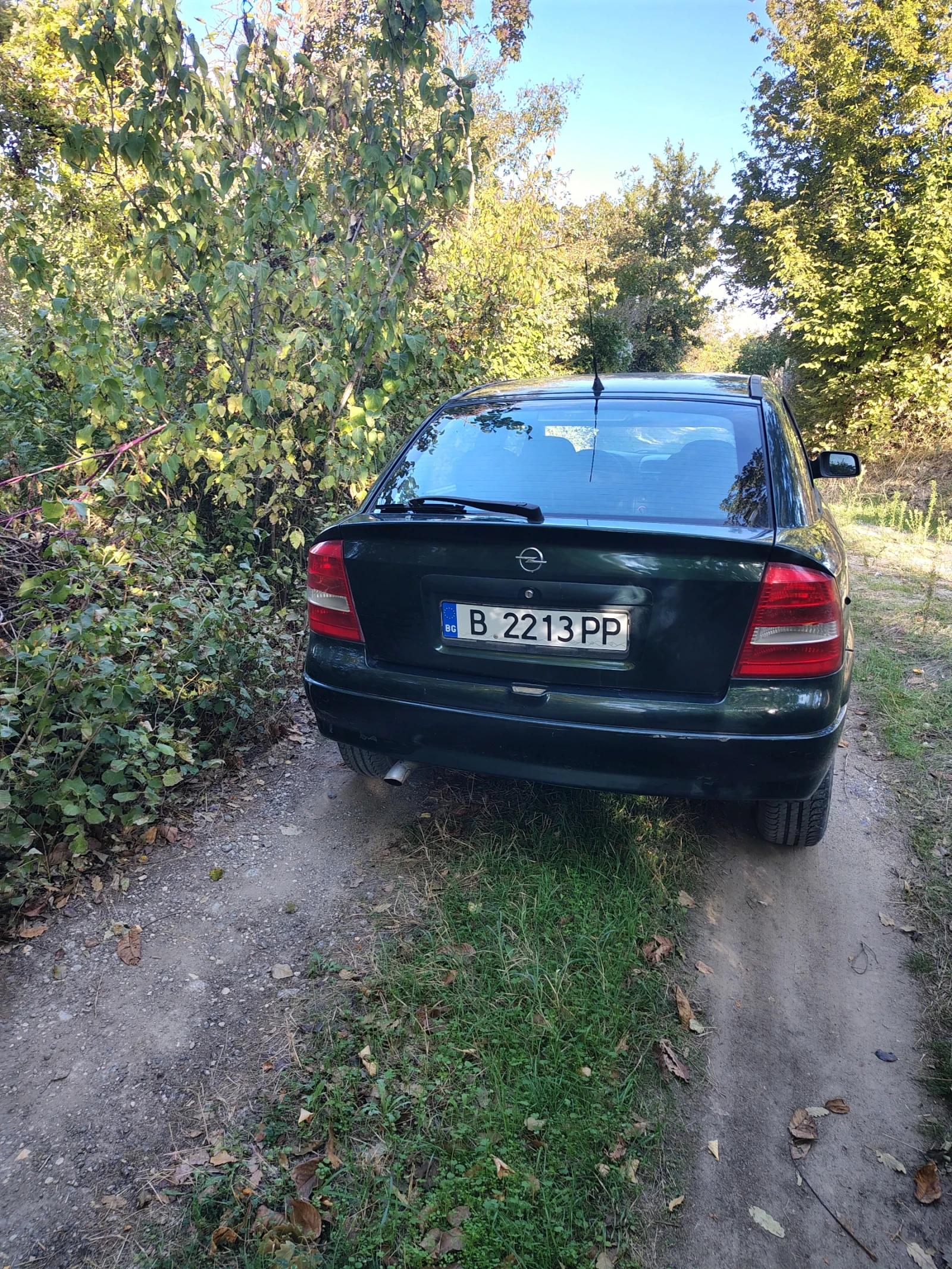 Opel Astra 1.6, снимка 4 - Автомобили и джипове - 56132329