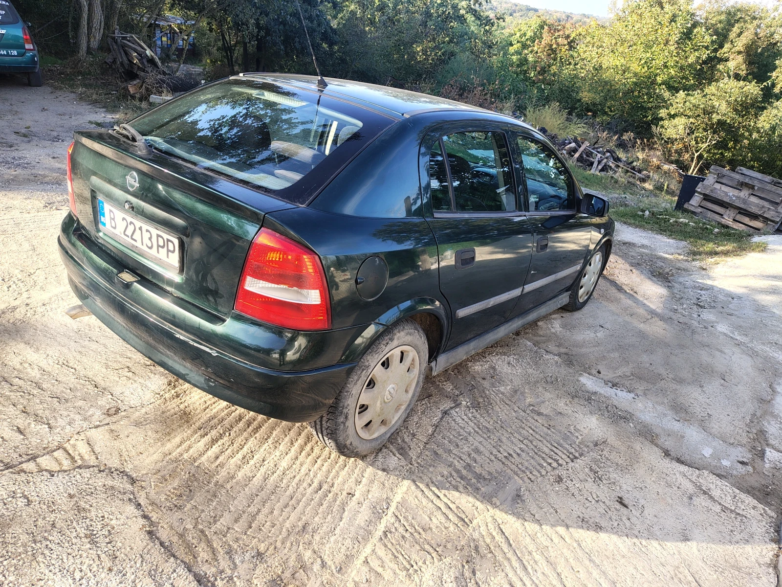 Opel Astra 1.6, снимка 10 - Автомобили и джипове - 56132329
