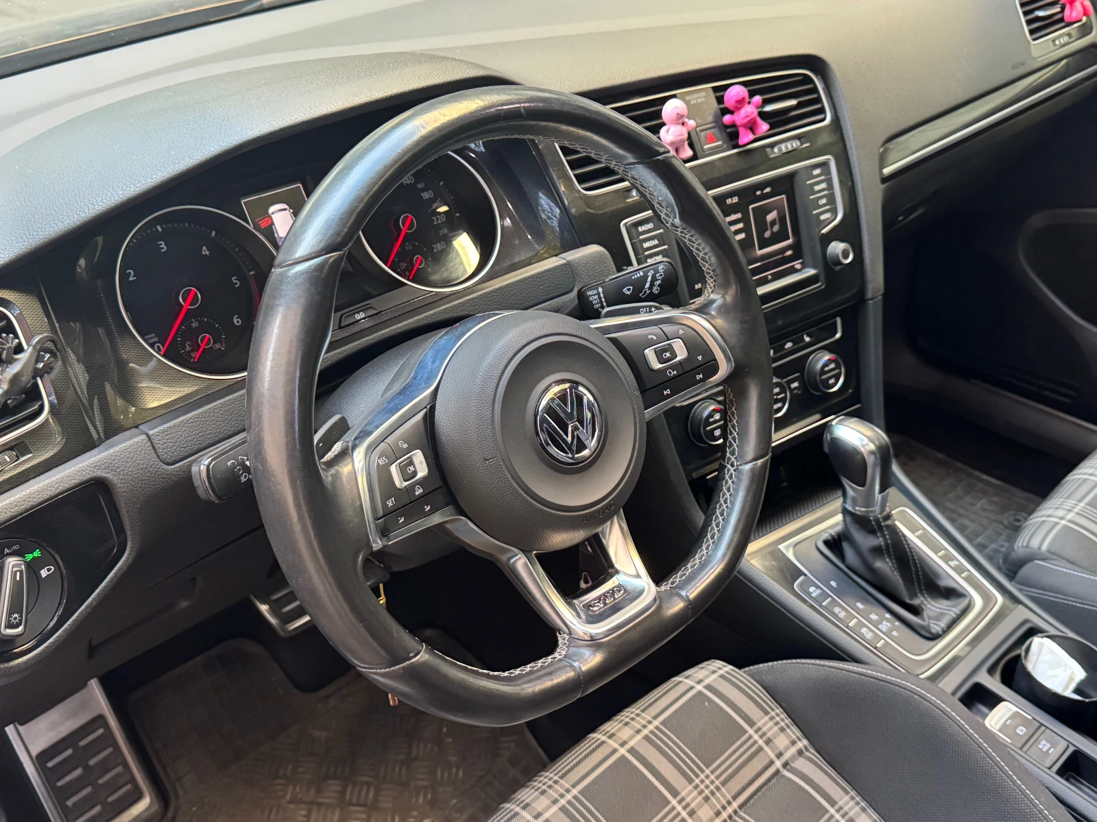 VW Golf GTD, снимка 10 - Автомобили и джипове - 56330348