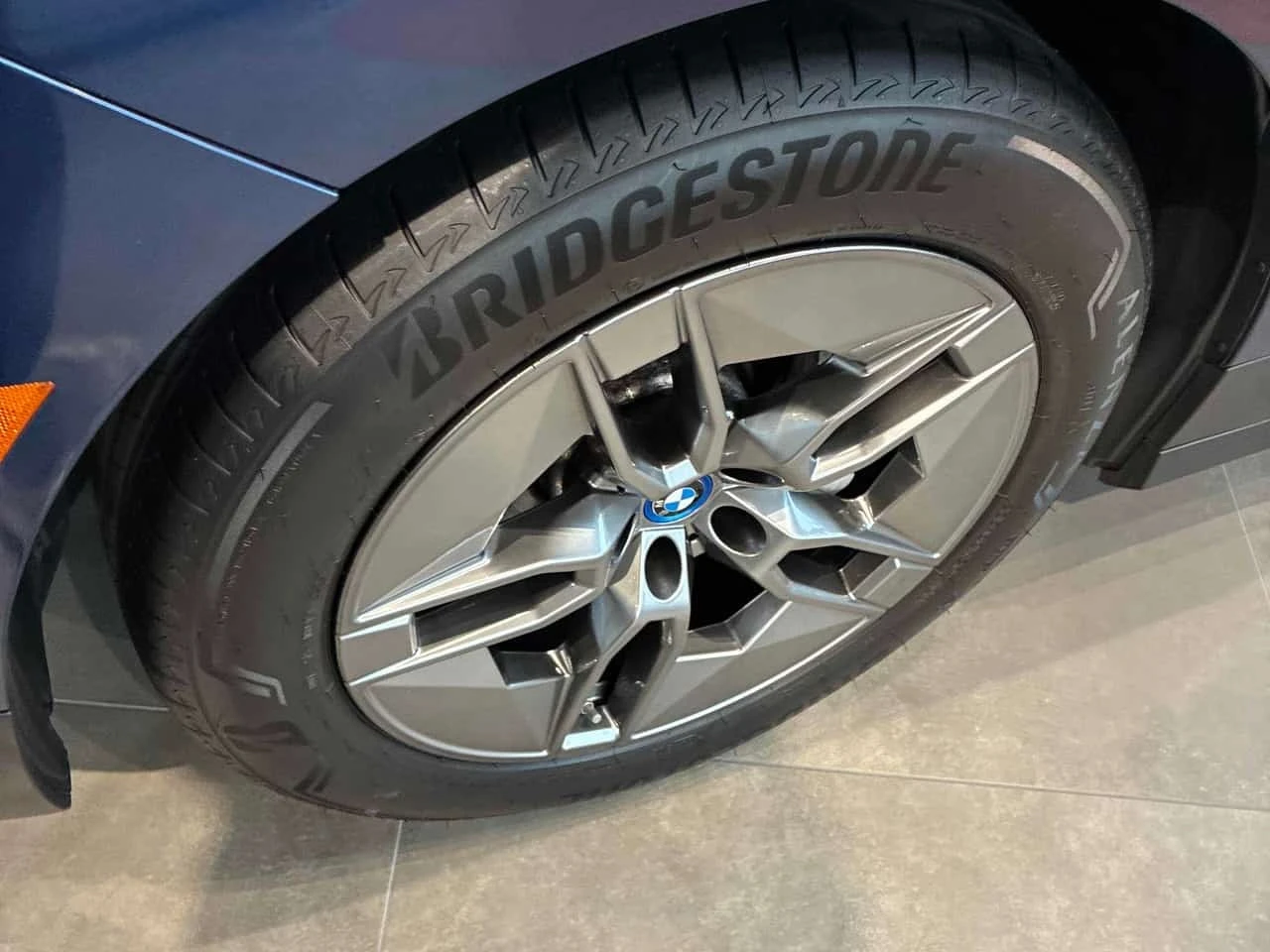 BMW iX * xDrive40 * ���������� ��� ������������ ������*  | Mobile.bg � ����������� 7