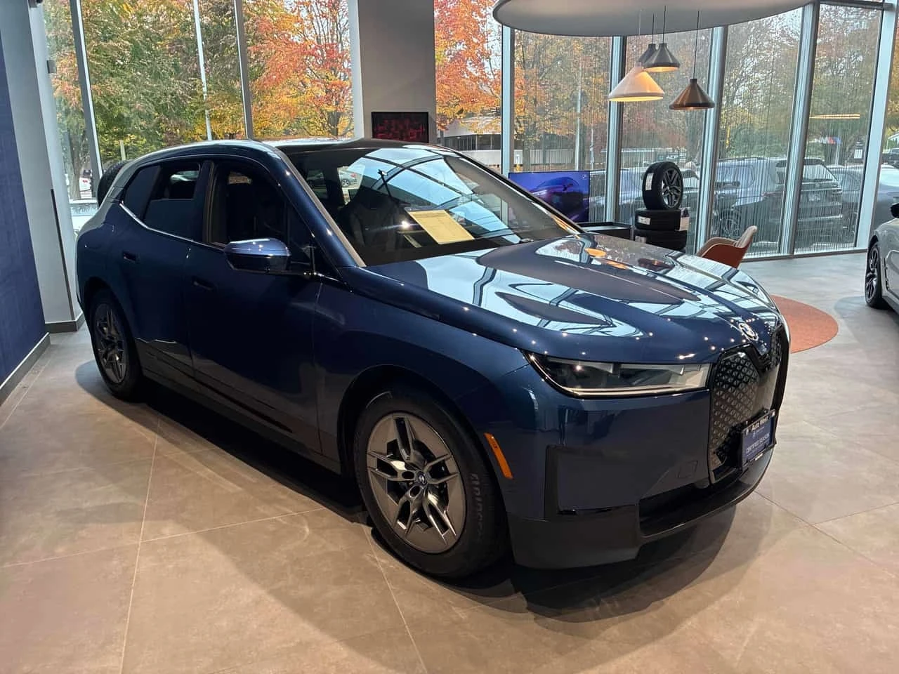 BMW iX * xDrive40 * ���������� ��� ������������ ������*  | Mobile.bg � ����������� 3