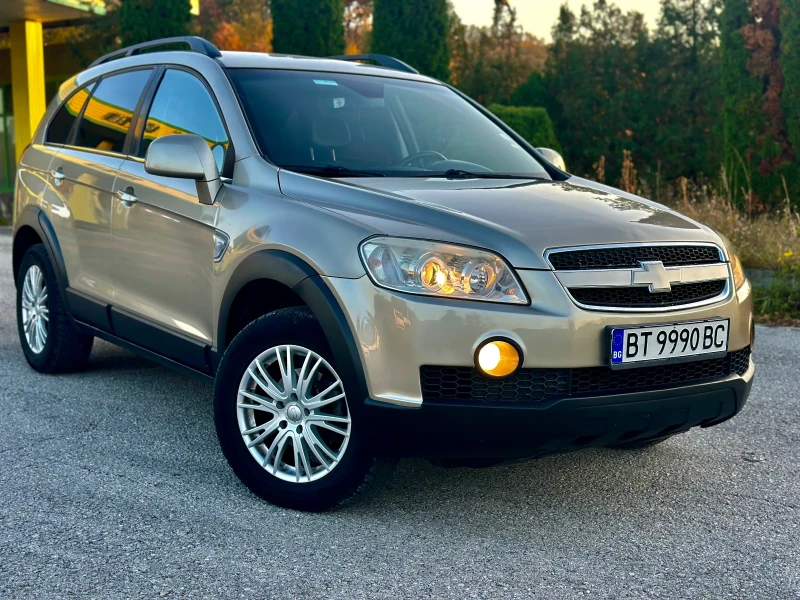 Chevrolet Captiva 2.0* 150кс* 4* 4 7МЕСТЕН* НАВИГАЦИЯ, снимка 1 - Автомобили и джипове - 47804792