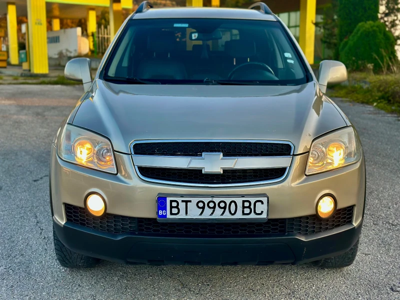 Chevrolet Captiva 2.0* 150кс* 4* 4 7МЕСТЕН* НАВИГАЦИЯ, снимка 2 - Автомобили и джипове - 47804792