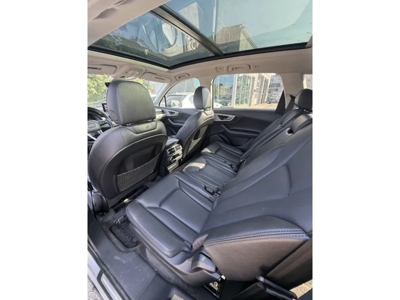 Audi Q7 Premium plus CARFAX 7-местна, снимка 8 - Автомобили и джипове - 51871857