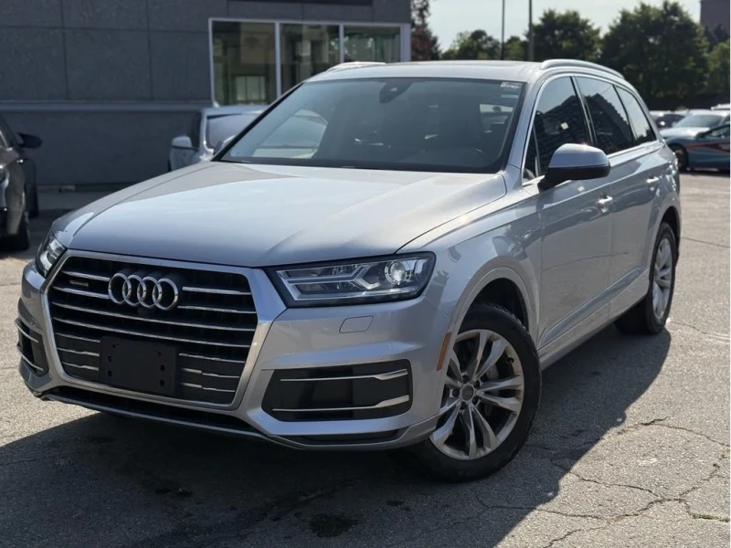 Audi Q7 Premium plus CARFAX 7-местна, снимка 2 - Автомобили и джипове - 51871857