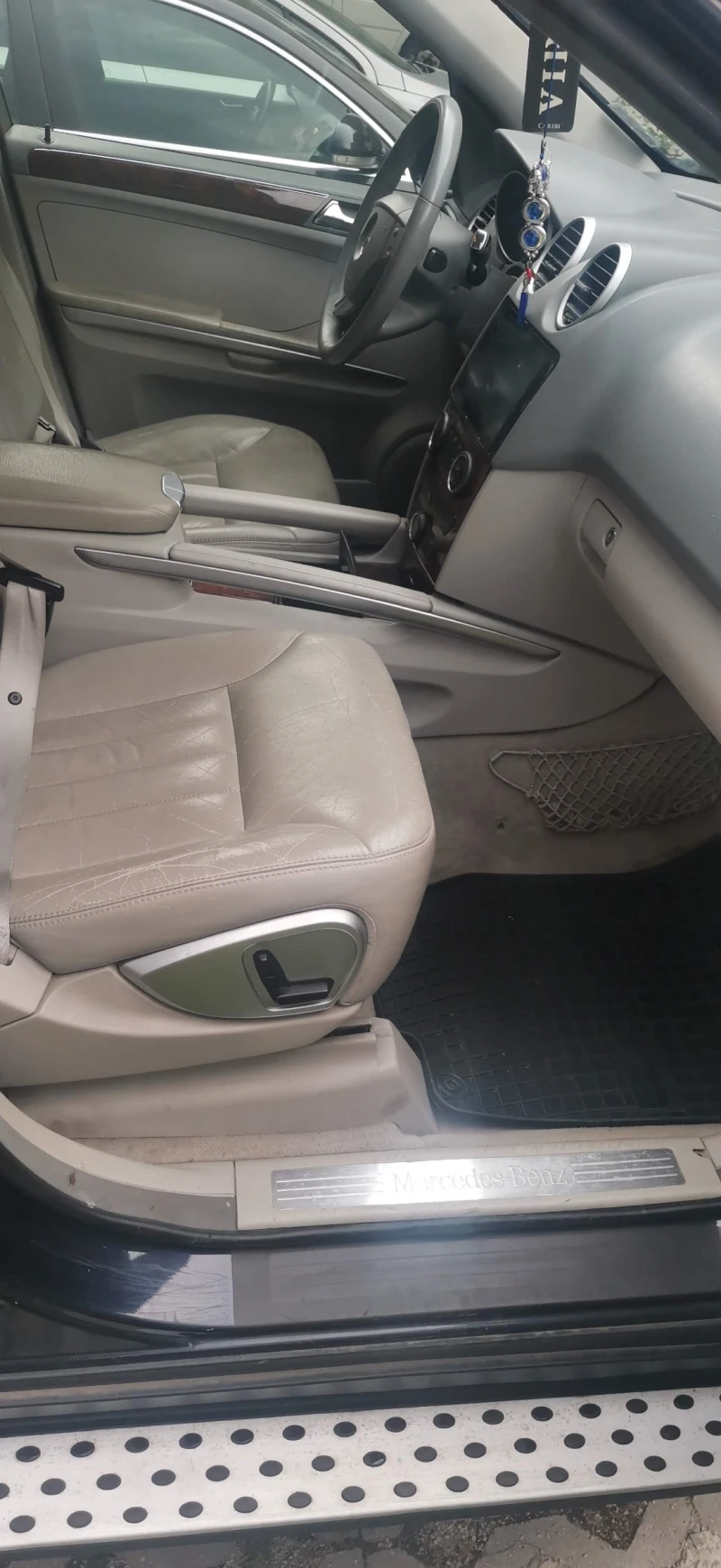 Mercedes-Benz ML 320, снимка 4 - Автомобили и джипове - 52592829