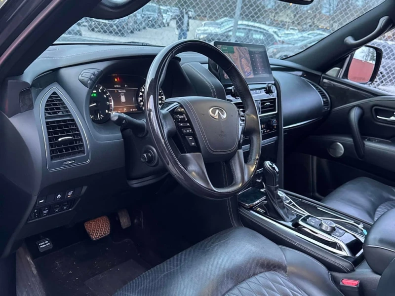 Infiniti QX80 * LUXE 8 Passenger * CARFAX * БЕЗ ПЪРВОНАЧАЛНА ВНО, снимка 5 - Автомобили и джипове - 52825020