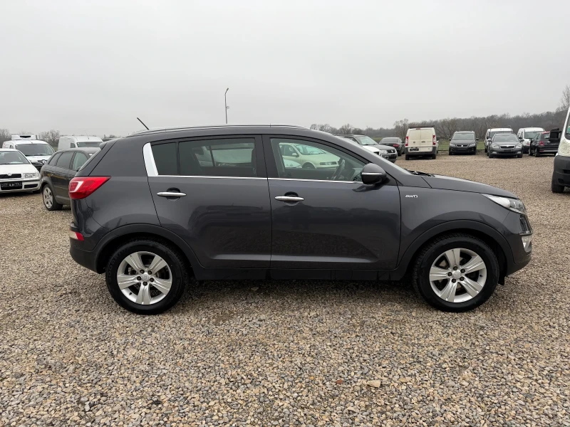 Kia Sportage 2.0CRDI-136PS-4X4-АВТОМАТИК, снимка 4 - Автомобили и джипове - 52889431