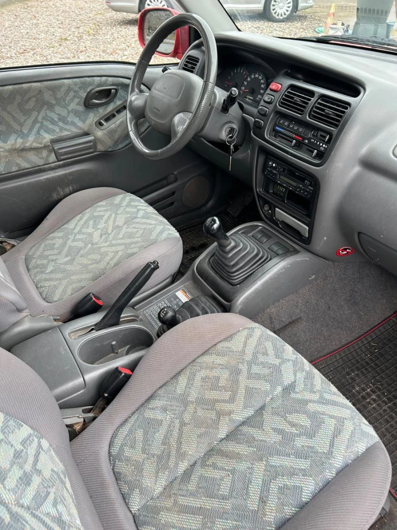 Suzuki Grand vitara 2.0 benzin 136ks, снимка 4 - Автомобили и джипове - 53257755